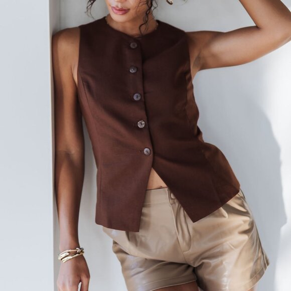 Brown Linen Blend Button Vest Top Tailored Waistcoat Style NWT Medium - Picture 2 of 8